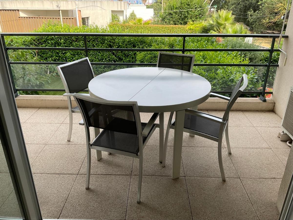 Les Allees Du Parc Vaugrenier Loubet Appartement *